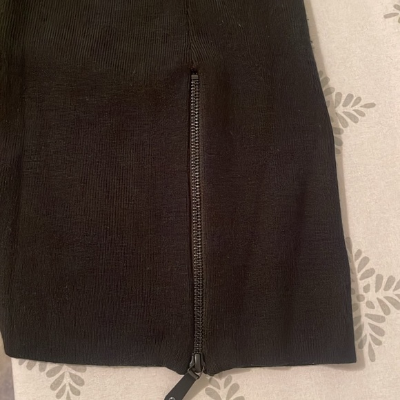 Nanette Lepore Black Sweater Vest with side zippers Size Small EUC - Picture 9 of 11